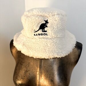 Kangol x H&M Bucket Hat Varsity Size medium/large